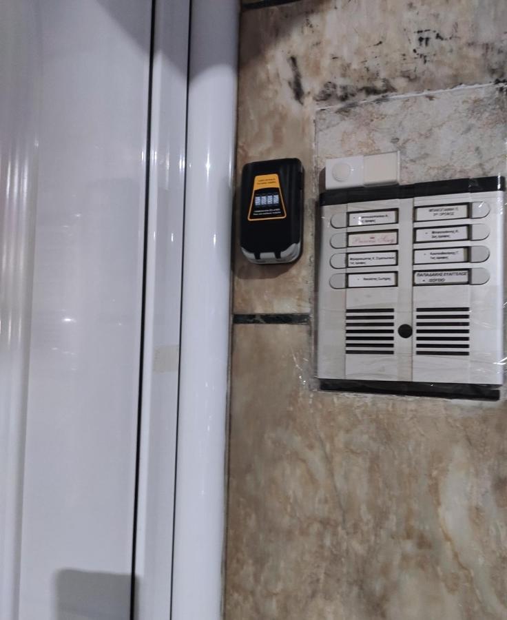 Johnny'S Loft Apartment Agrinio Exterior photo