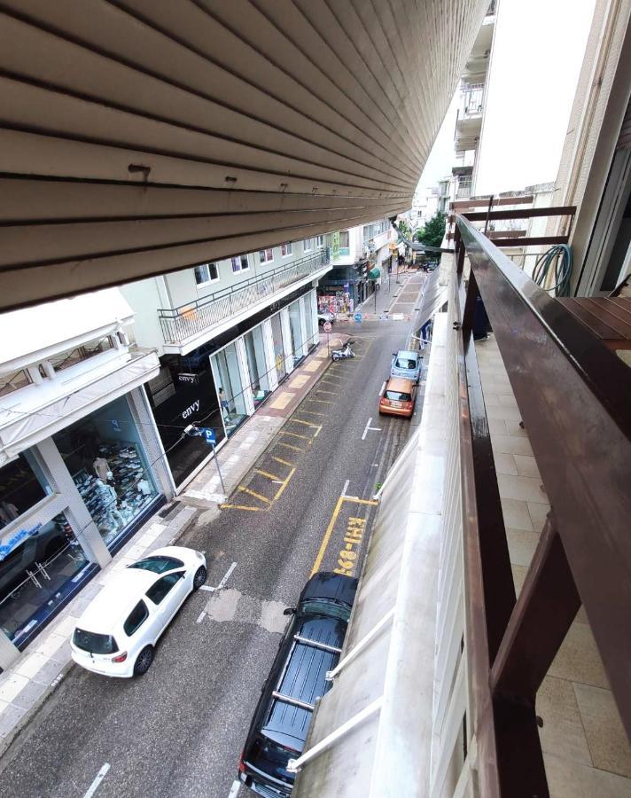 Johnny'S Loft Apartment Agrinio Exterior photo